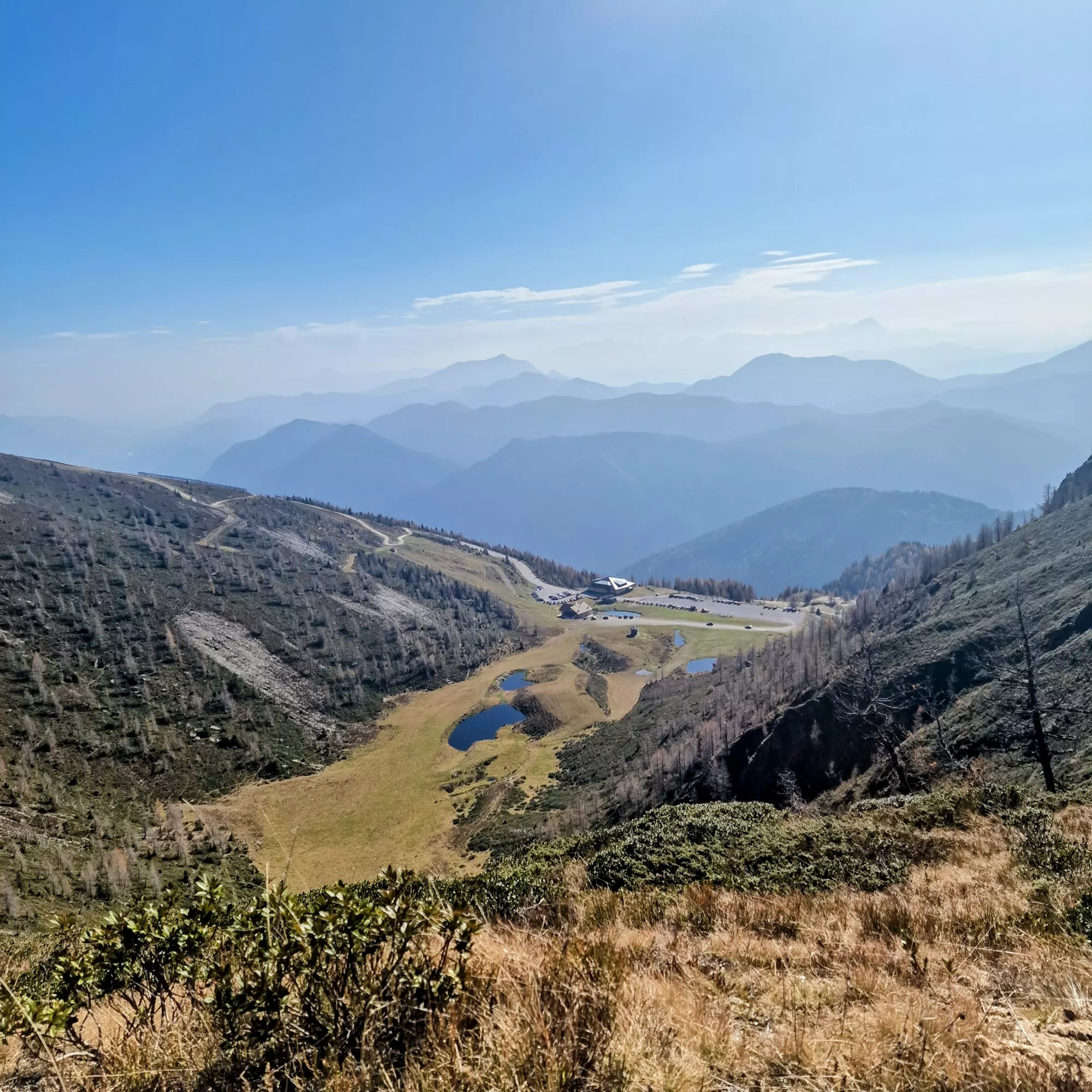 Vom Berg ein Blick ins Tal - Kärnten Urlaub